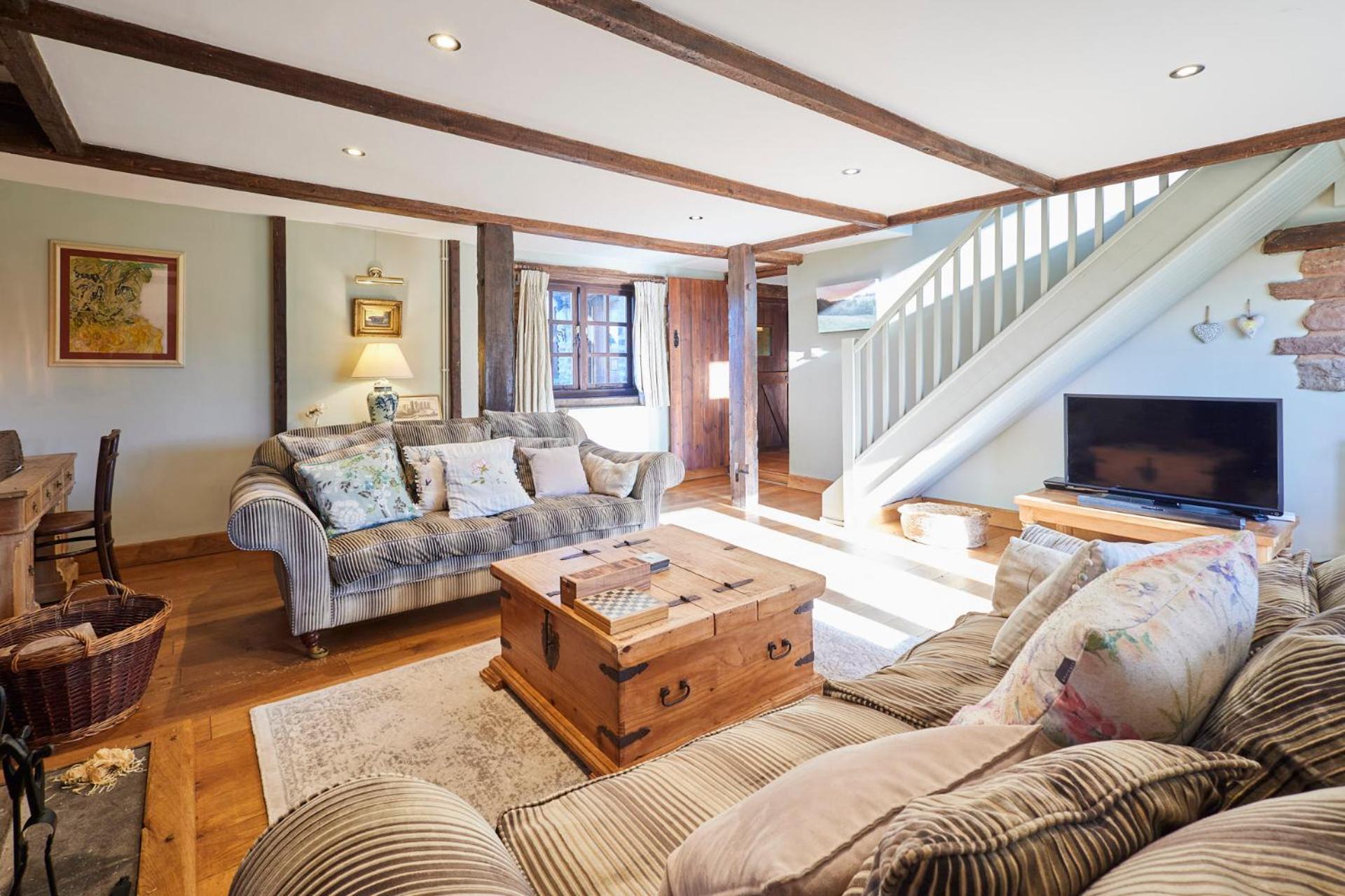 Host & Stay - Tregaer Mill Barn Dingestow Екстериор снимка